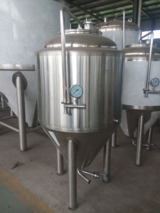 200l_micro_brewery_2015.8-012